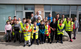19.04.2019.                               
Paul O'Connell and Mayor of Limerick City and County Council, Cllr. James Collins with Volunteers pictured at Team Limerick Clean-Up 5 in Moyross Community Centre Limerick today. Europes largest one-day tidy-up saw 21,000 volunteers take to the streets of every town in Limerick city and county. Now in its fifth year, the initiative is sponsored by the JP McManus Benevolent Fund and supported by Limerick City and County Council. Visit www.teamlimerickcleanup.ie for more.. Picture: Alan Place