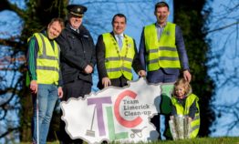 28.01.19           REPRO FREE
Paul Browne, Limerick Hurler, Chief Supt. Get Roche, Mayor of Limerick City and County Cllr. James Collins, Kevin Downes, Limerick Hurler and Evelyn Sloane, 2 pictured today at the launch of Team Limerick Clean-Up 5 in Castleconnell, Co. Limerick. Taking place this Good Friday, April 19th, the initiative sees thousands of volunteers take to the streets of Limerick city and county each year for Europe's largest one-day clean up. Sponsored by the JP McManus Benevolent Fund, the event has seen over 360 tonnes of litter gathered from the streets since inception in 2015. Overall participation figures have passed the 60,000-mark and included over 550 volunteer groups from every town in Limerick last year.   . Picture: Alan Place